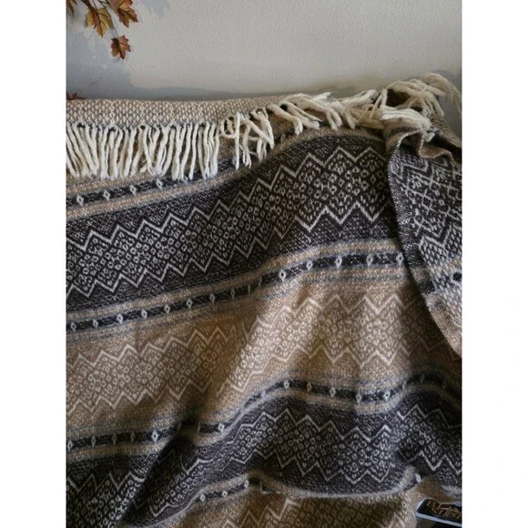 Vintage Amana Woolen Mills Blanket Throw 100% Wool Brown And Cream 52” x 62” EUC - Picture 2 of 6